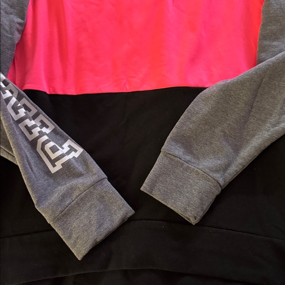 PINK Victoria's Secret sweatshirt size small - Picture 6 of 6